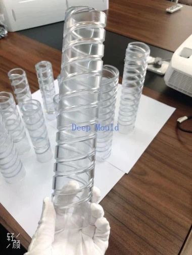 Enpresyon 3D pou pati transparan